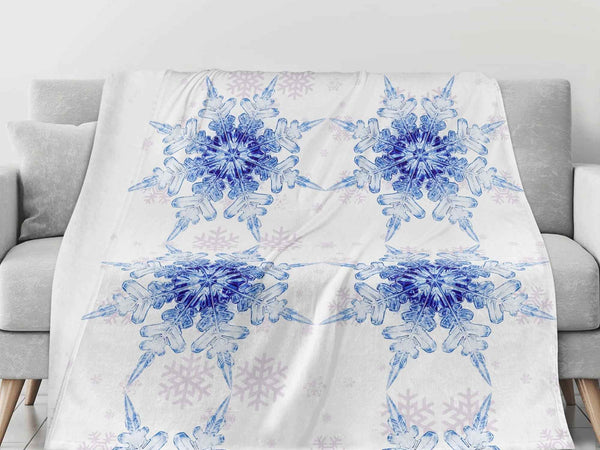 Flannel Blanket – Blue Snowflake Pattern, Cozy Breathable Warmth