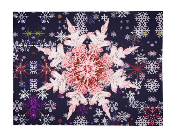 Red Snowflake Blanket – Midnight Blue & Flannel, Cozy Warmth