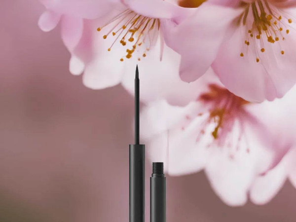 Vegan Liquid Eyeliner Pen (Black) | Gamer Glam - Iron Phoenix GHG