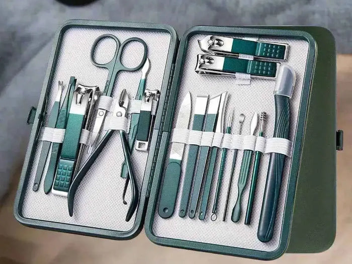 Steel Nail Care Kit (by Ouriner) 2025