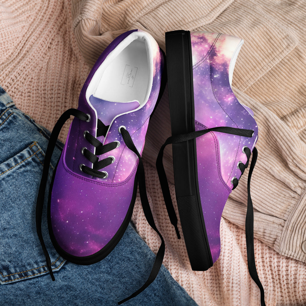 Women’s lace-up canvas shoes