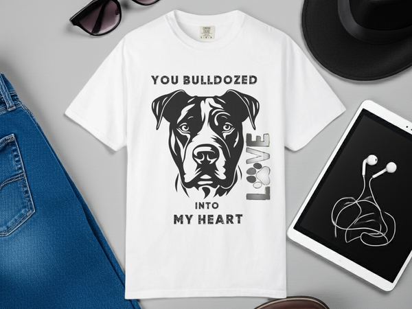 Bulldog Love Unisex T-Shirt: Eco-Friendly Comfort for Gamer Dog Enthusiasts - Iron Phoenix GHG